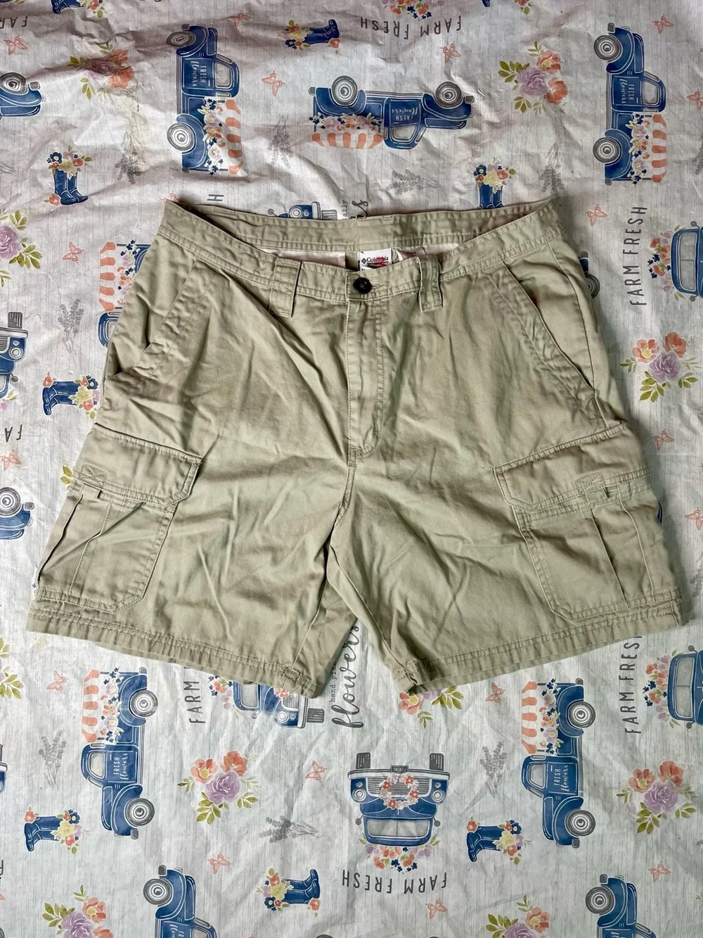 Y2K Columbia Men's Rugged Cotton Hiking Cargo Shorts Khaki Tan Size 36